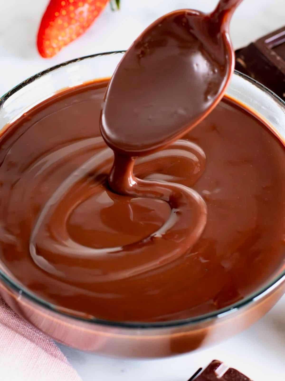 Ganache al cioccolato.