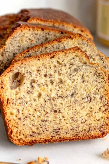 Banana bread pronto per mangiare.